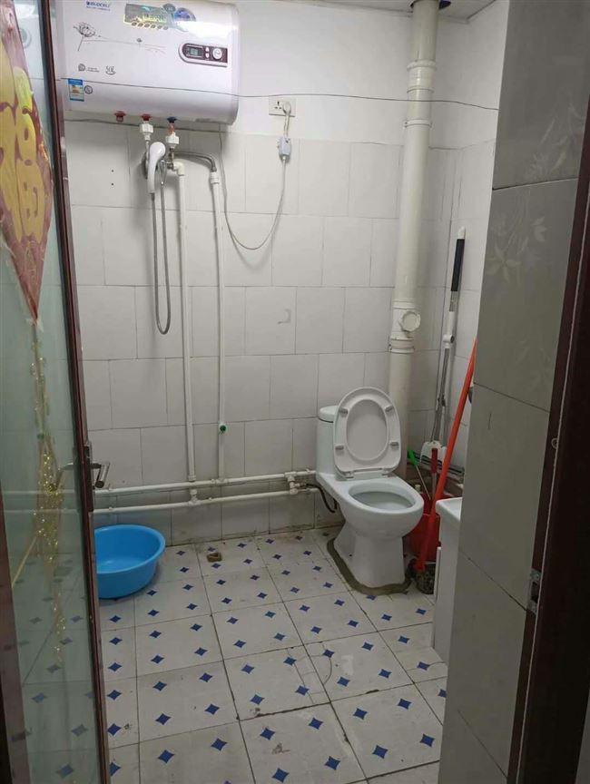 学区房出租（一中高中、初中部，建设路小学）